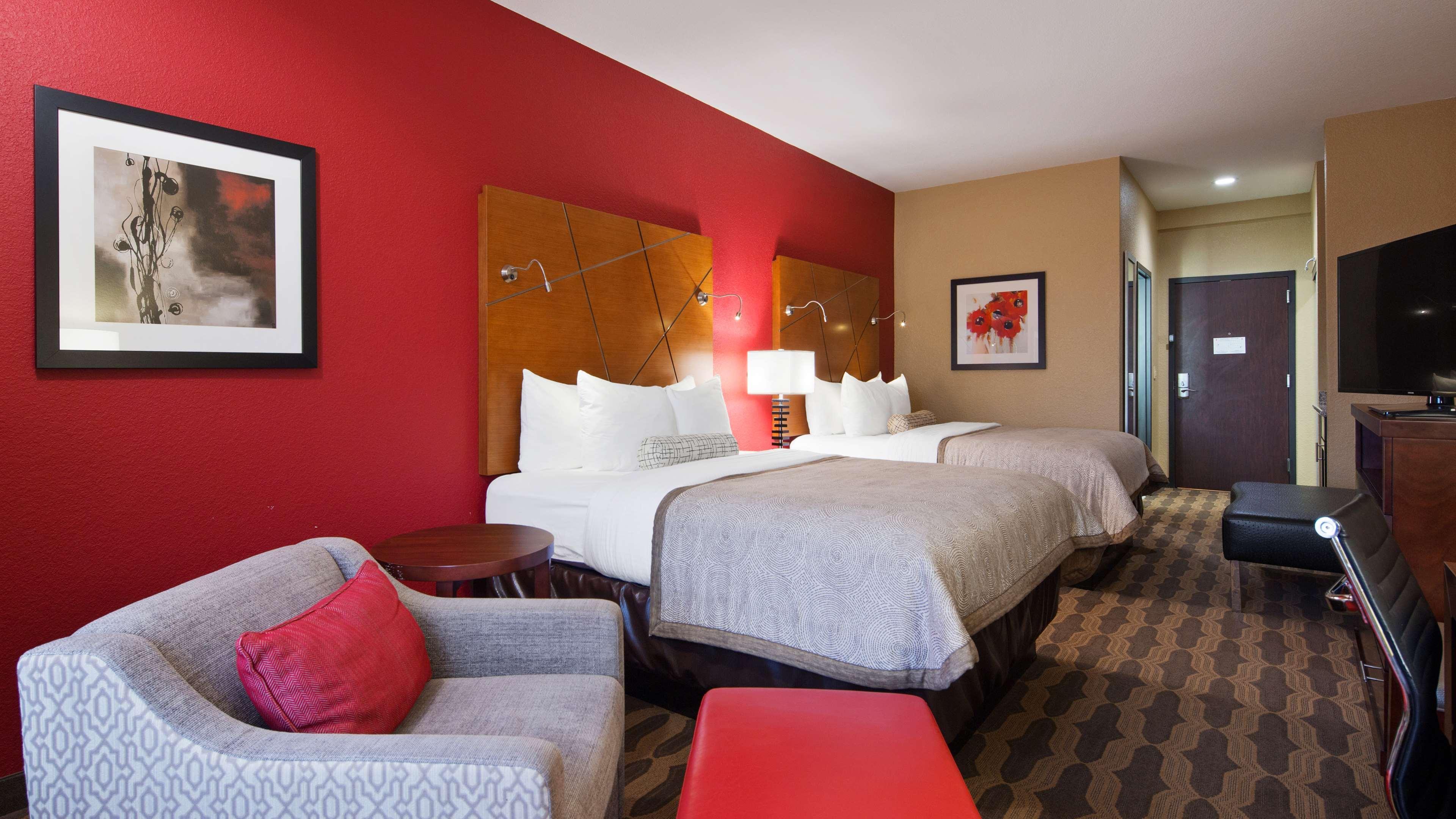 Best Western Plus Fairview Inn & Suites Exterior photo